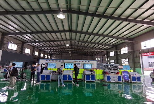 經銷商伙伴實地參觀和緒科技智能網聯 新能源汽車研發設備并交流