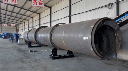 山東新型飼料烘干機廠家銷售  章丘市云龍機械專業(yè)研發(fā)生產(chǎn)